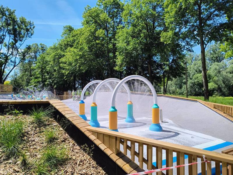 Oświęcim. Plac wodny w parku Bulwary nieczynny 11 i 12 sierpnia