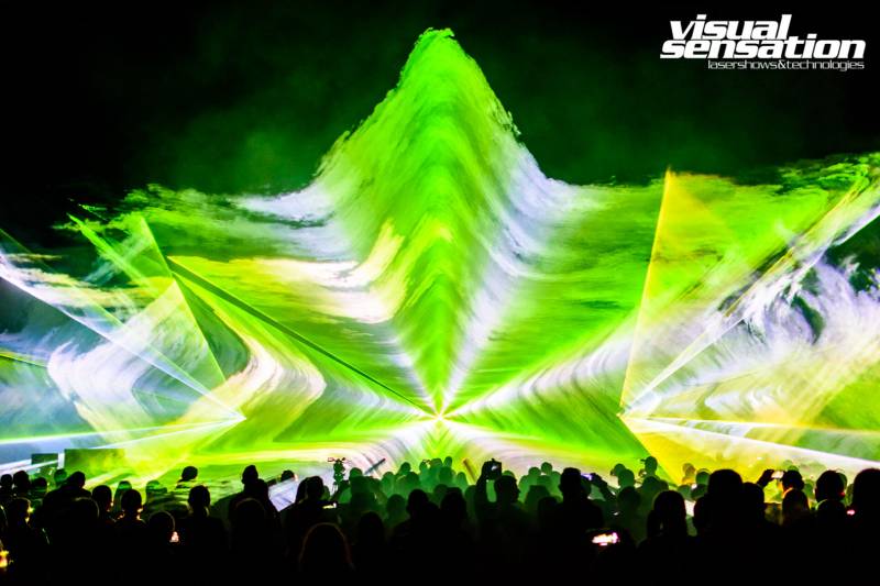 Music, Lasers and Water Show na Zielonych Tarasach