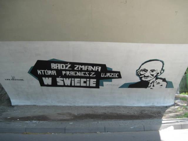 Mahatma Gandhi - Tomasz Kiek, Mateusz Makarewicz