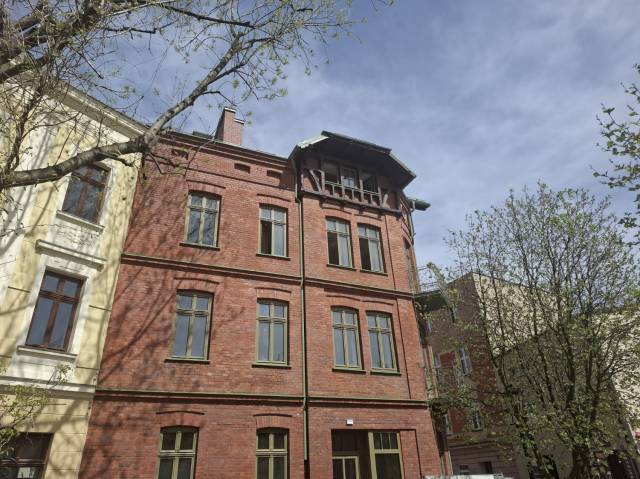 Oświęcim. Zagłosuj na odnowione kamienice przy ul. Mickiewicza 2 do 4