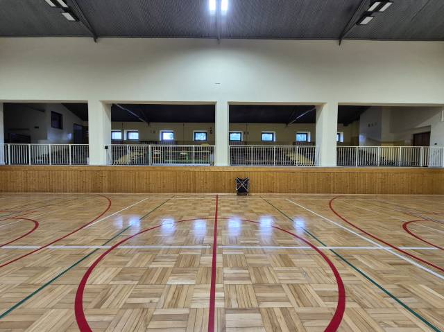 Hala sportowa w Szkole Podstawowej z Oddziałami Sportowymi nr 2 im. Łukasza Górnickiego w Oświęcimiu
